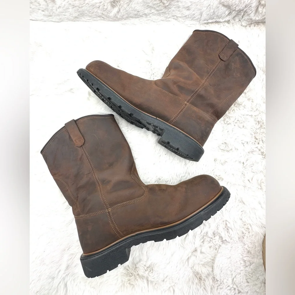 Red Wing 1172 Dynaforce Men's Size 13 Waterproof Safety-Toe Pull-On‎ Boot
